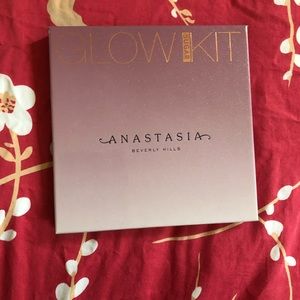 Anastasia Beverly Hills Sugar Glow Kit